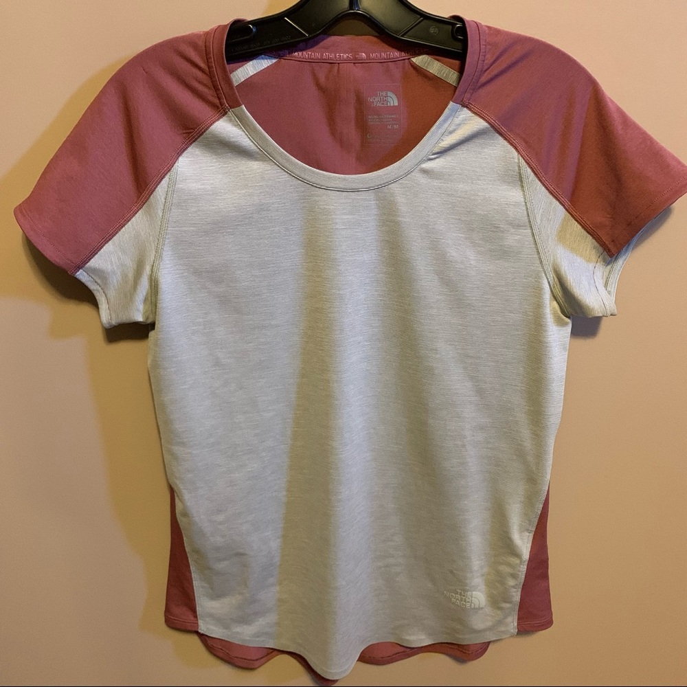 The North Face Athletic Mountain Shirt Top Flash Dry XR Medium Gray Mulberry
